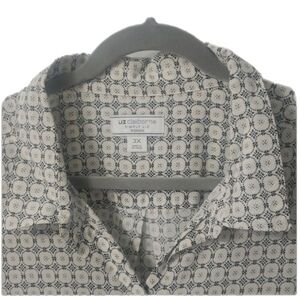 Liz Claiborne Women's Geometric Design Cream & Greenish Black Shirt, 3X